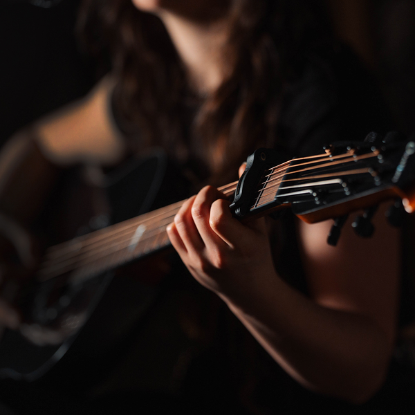 OVATION AERO CAPO